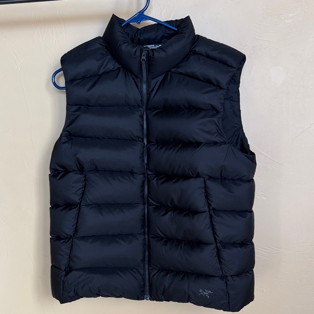 Arcteryx Women Seyla Down Vest - medium